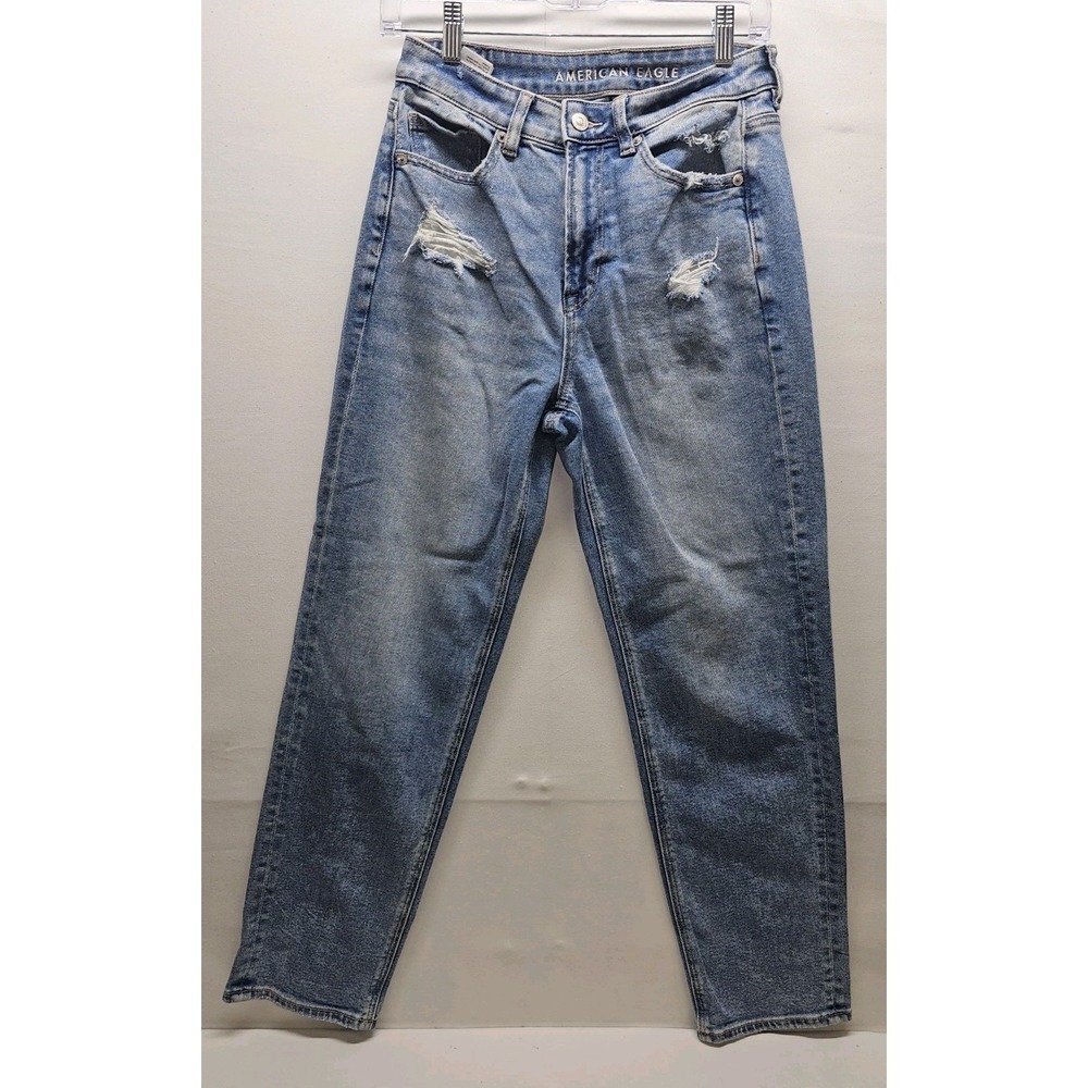 American Eagle Mom Jeans Size 4R Distressed High Rise Medium‎ Wash Stretch Denim
